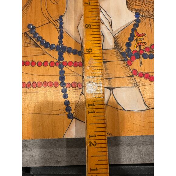 Hand drawn and painted Asian style woman on wood signed dated 2012 - Picture 9 of 11